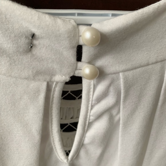 MAJORA White Balloon Top - Picture 5 of 5